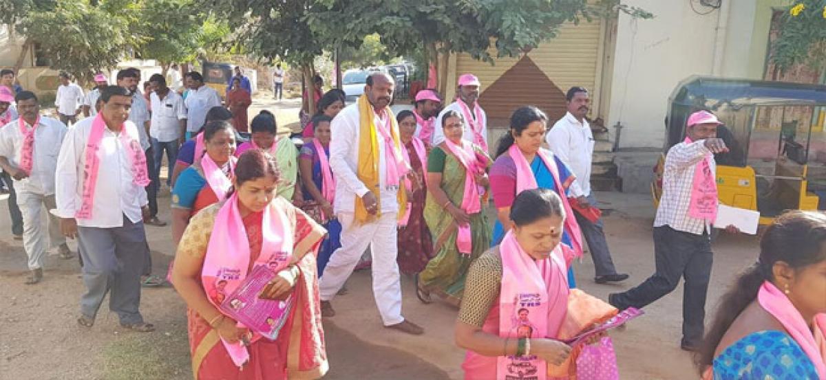 TRS candidate M Rammohan Goud steps up campaign