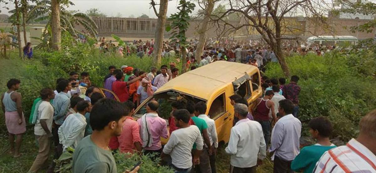 President Kovind, PM Modi condole death of 13 school children in Kushinagar accident