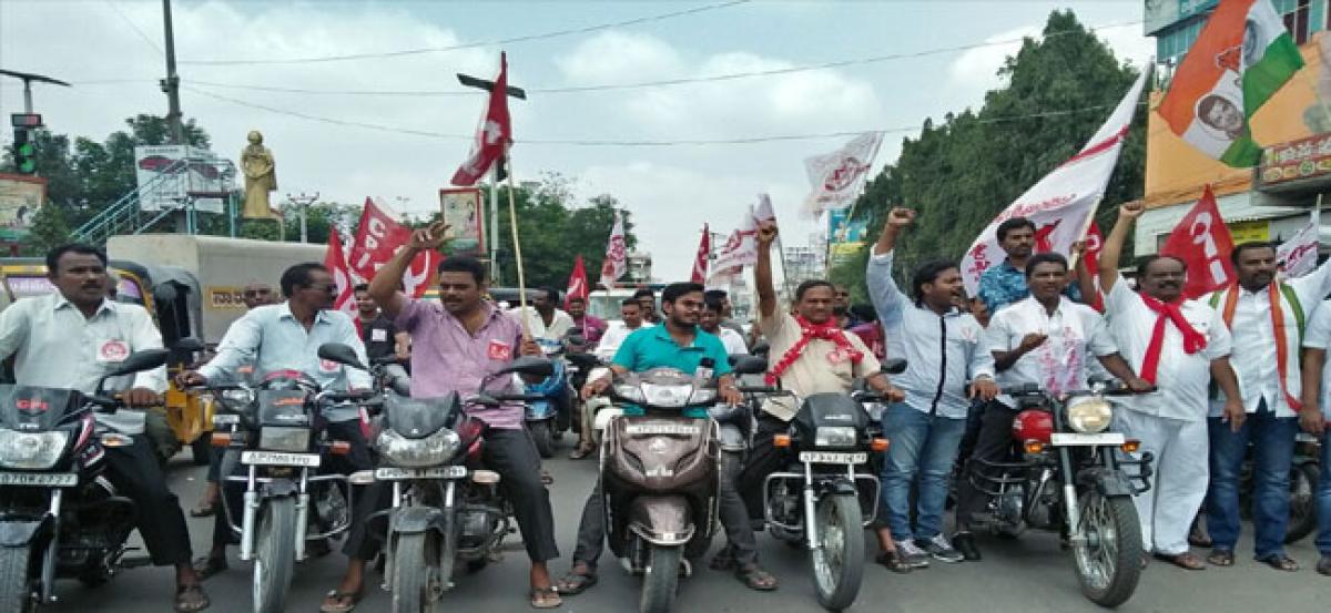 Congress, Left, Jana Sena protest over SCS