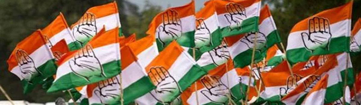 Madhya Pradesh results: Amid close fight with BJP, Cong approaches potential allies