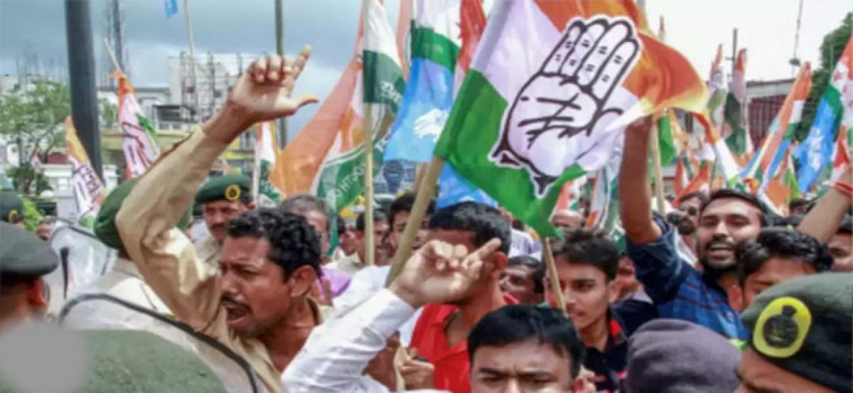 Over hundred held after Tripura Congress takes out Akrosh rally