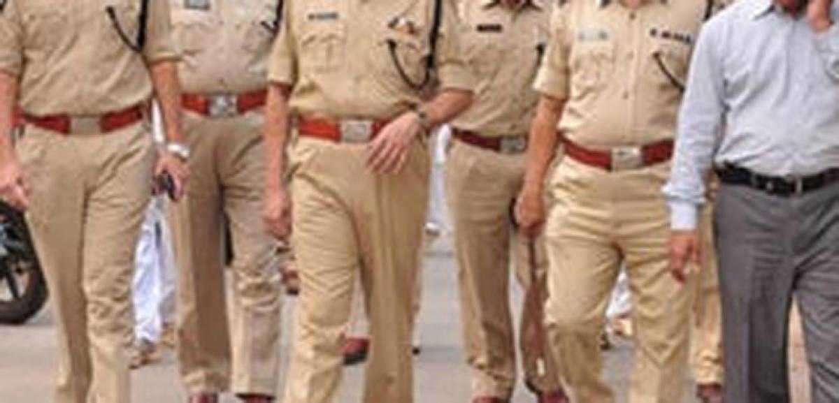 CISF constable throttles pregnant wife, surrenders