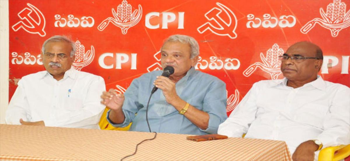 CPI holds district committee meeting