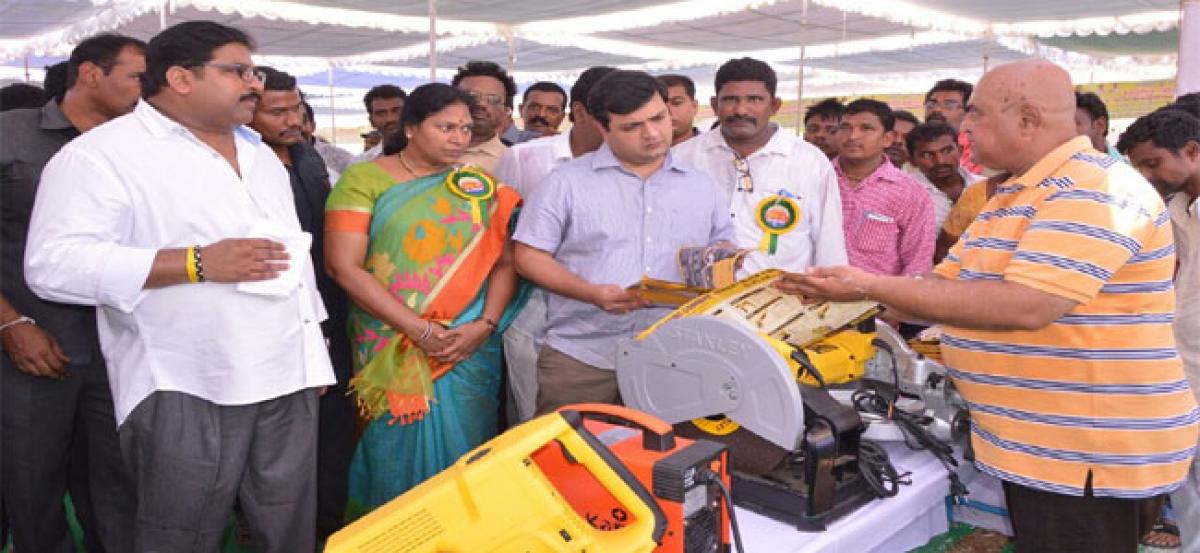 Rupees 750 cr to provide tools to artisans