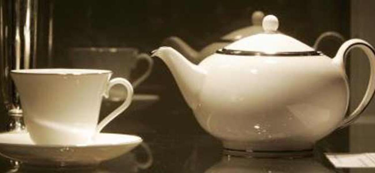Drinking hot tea daily cuts risk of glaucoma