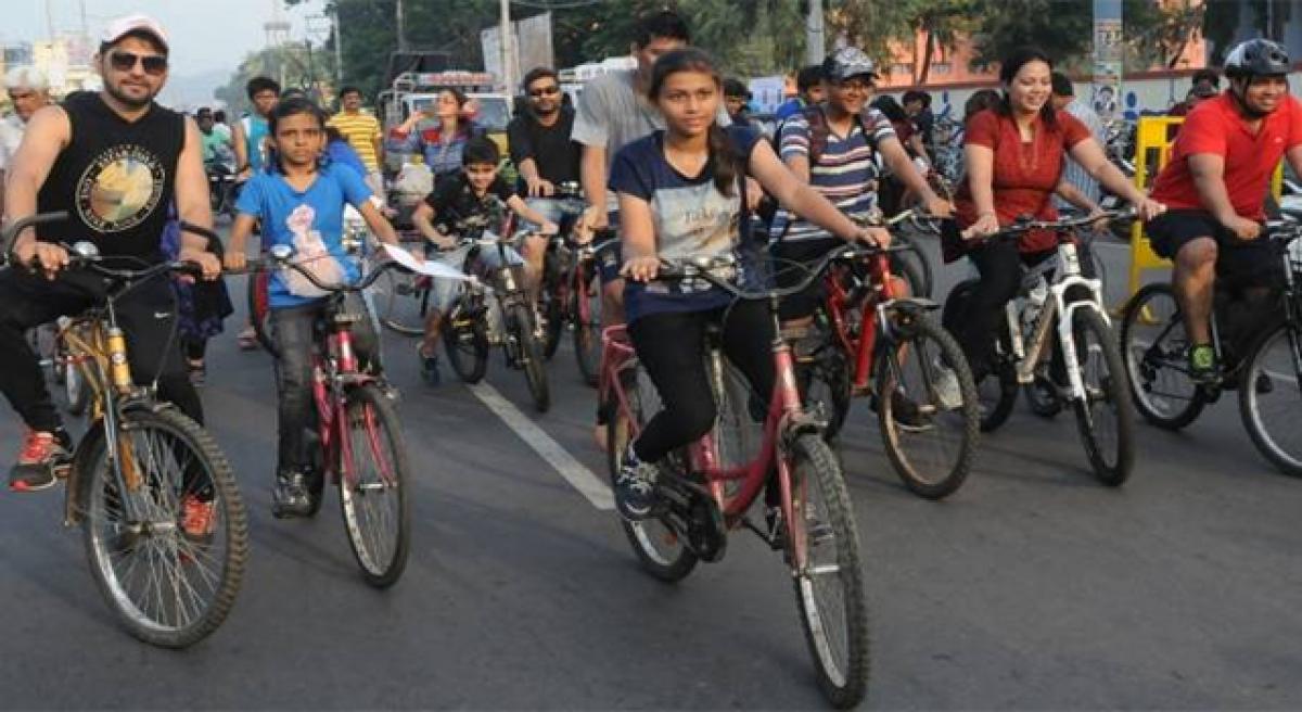 Cycle yatra for healthy society