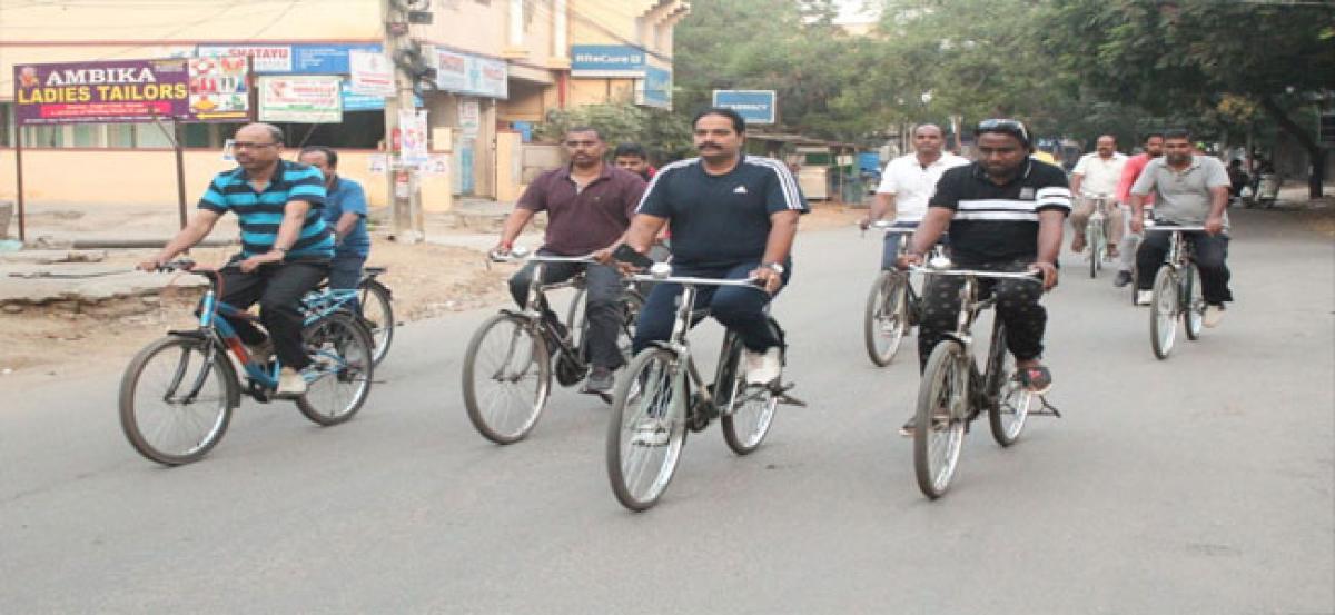 Corporator participates in cycle rally