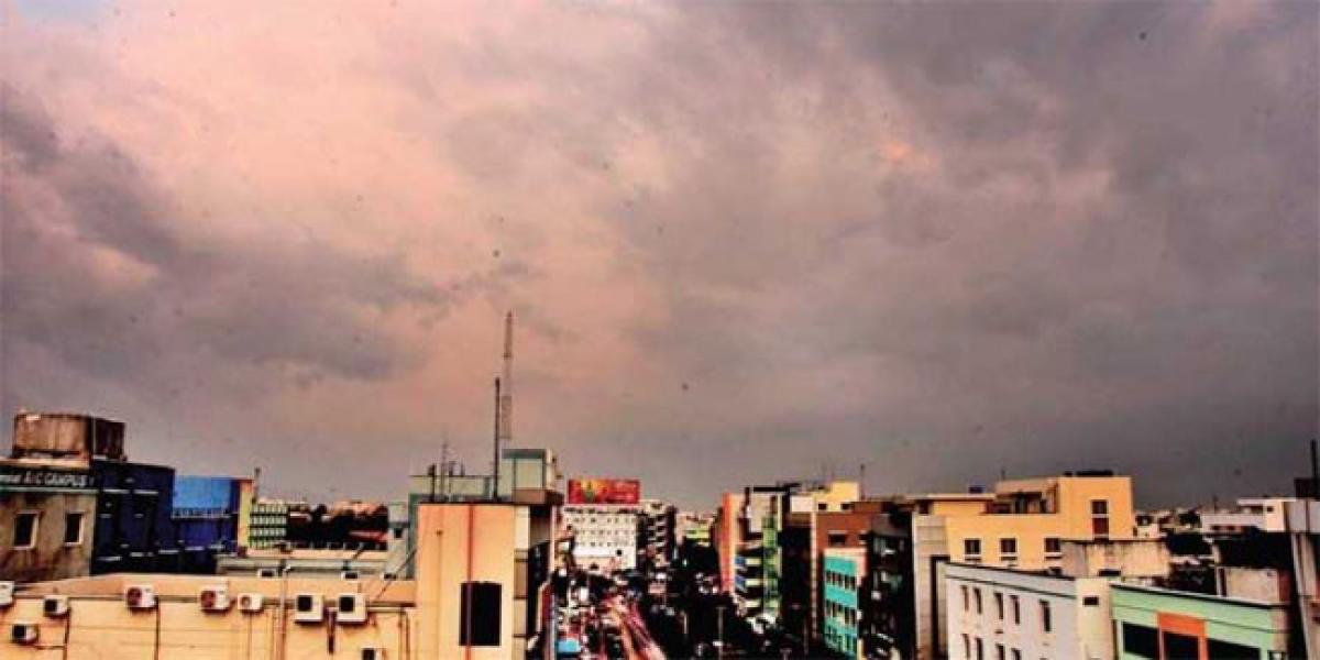 Cyclone Gaja fails to bring rains to Nellore