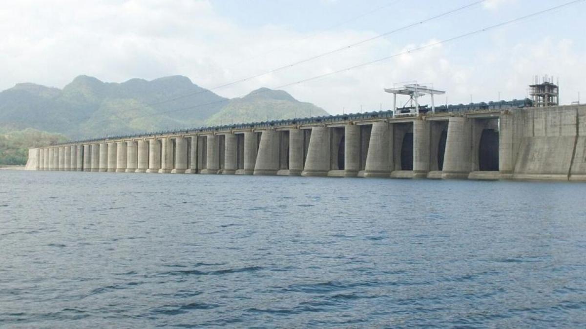 PM Modi to inaugurate Sardar Sarovar Dam, Congress questions its benefits