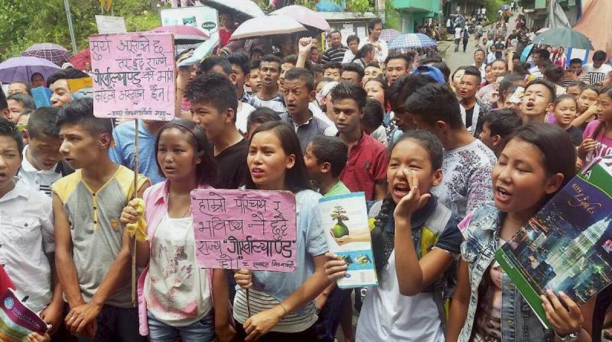 No talk other than Gorkhaland: GJM protests reach Delhis Jantar Mantar