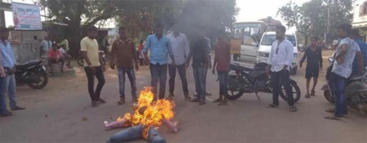 TRS dissidents vent anger on streets