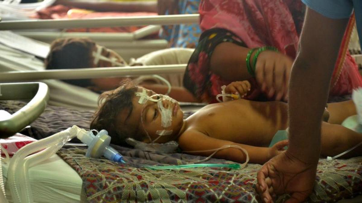 7 children die due to encephalitis in past 2 days at Gorakhpurs BRD hospital