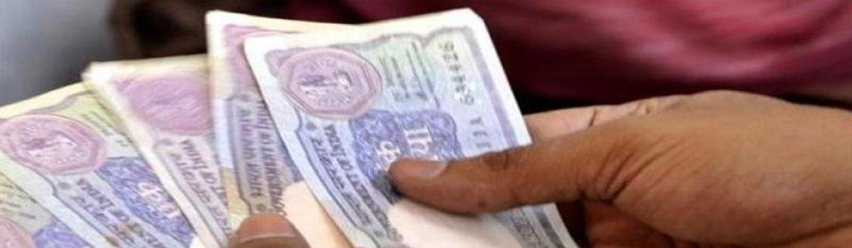 Rupee rises 14 paise against US dollar in early trade