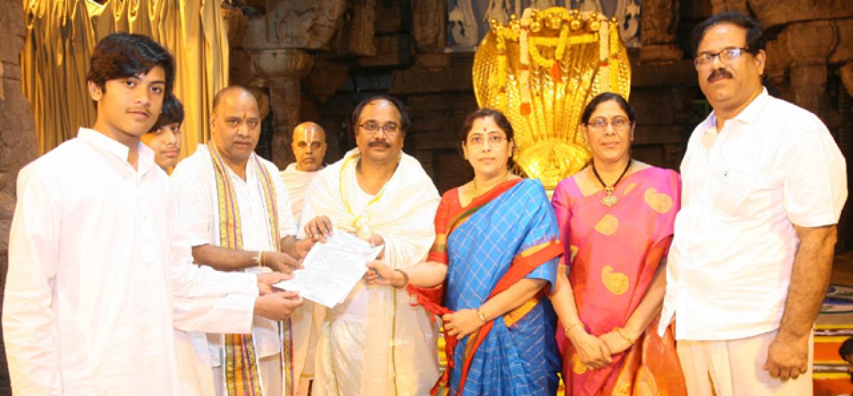 Hyderabad devotee donates 1 cr to TTD