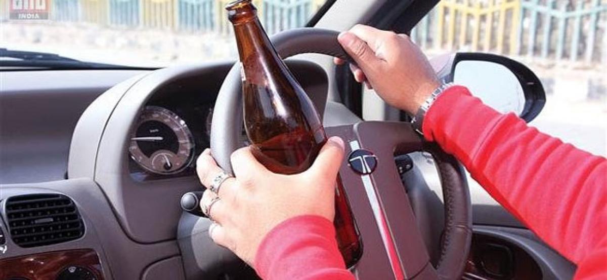 Vijayawada cops conduct drunken driving raids