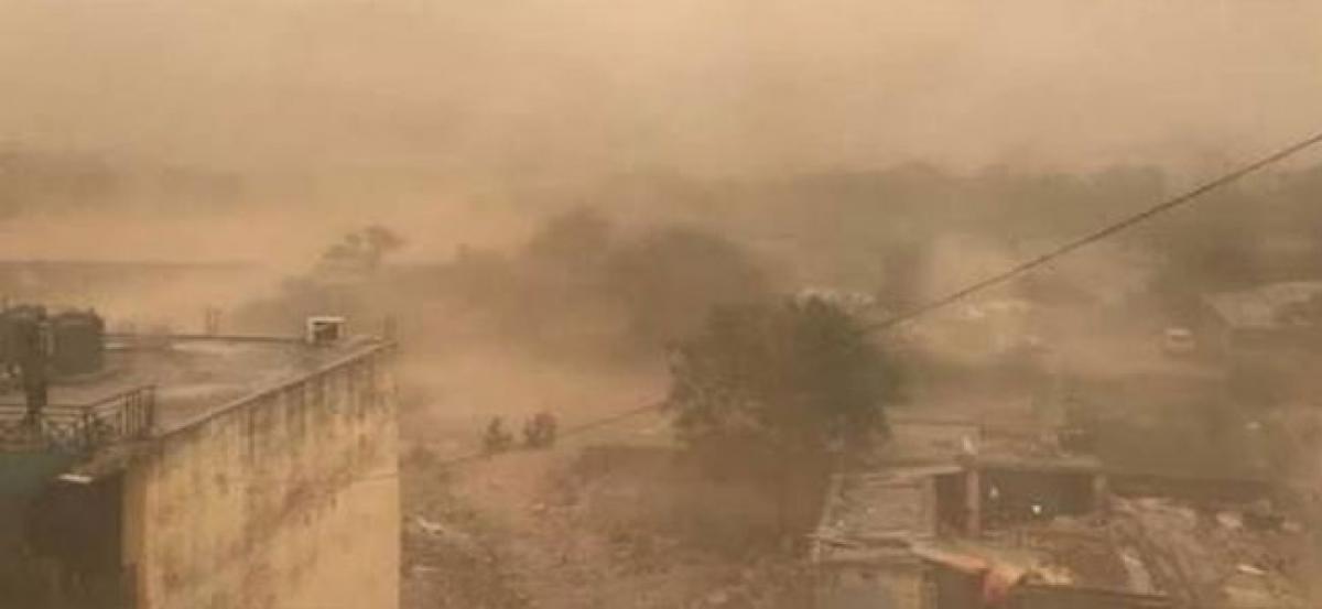 Death toll rises by 11 in UP dust storm