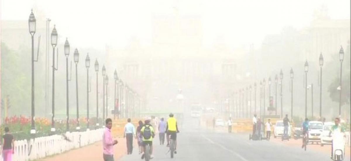 Delhi: Air quality crosses severe level as dusty haze persists