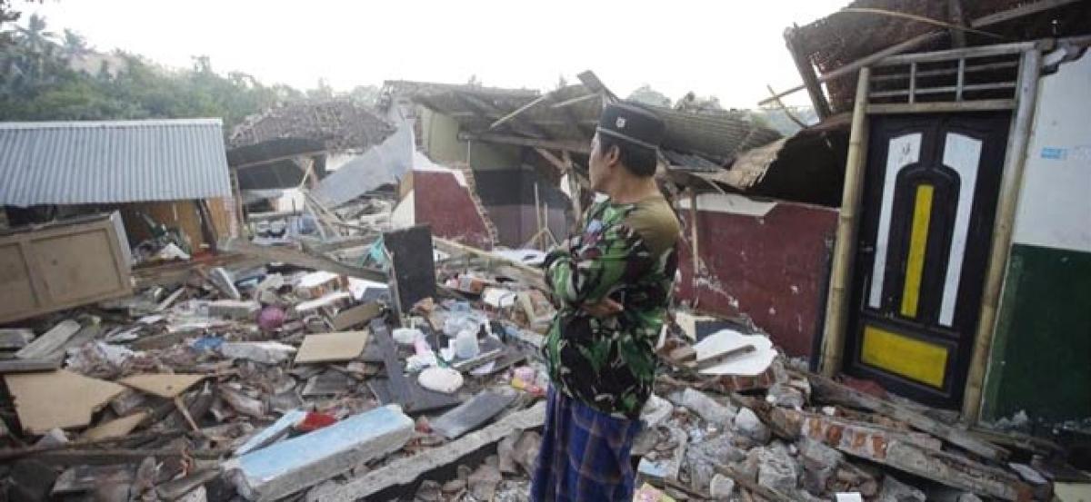 Indonesia earthquake: Death toll rises to 164, many still without aid