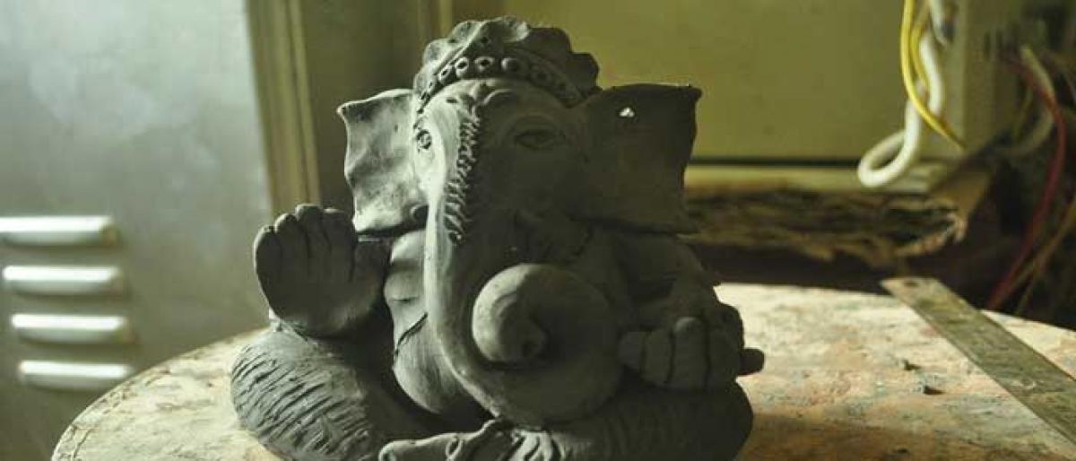 HMDA to distribute eco-friendly Ganesh idols