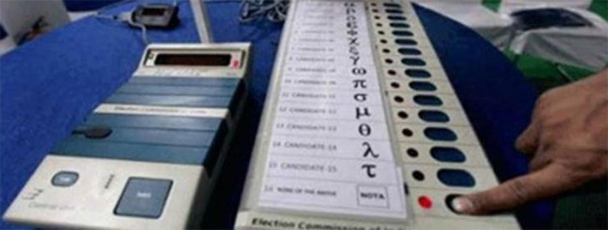 Voting machines arrive in district