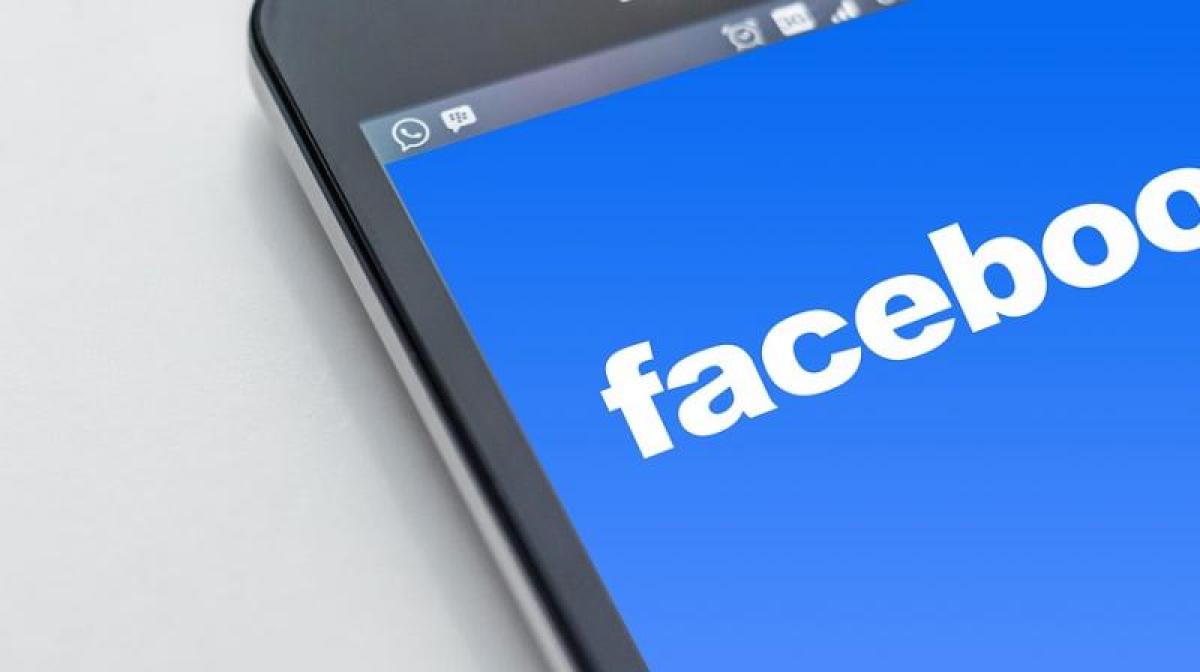 Facebook to launch news subscription feature, some big names opt out