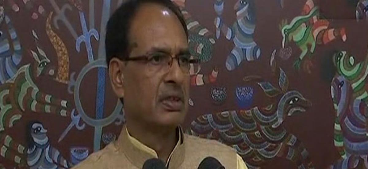 MP CM assures help to drought affected farmers