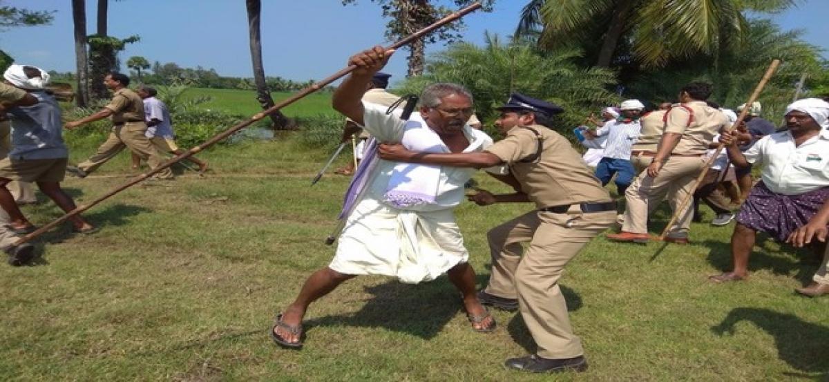 Police thwart Yeruvaka programme organised in KSEZ lands