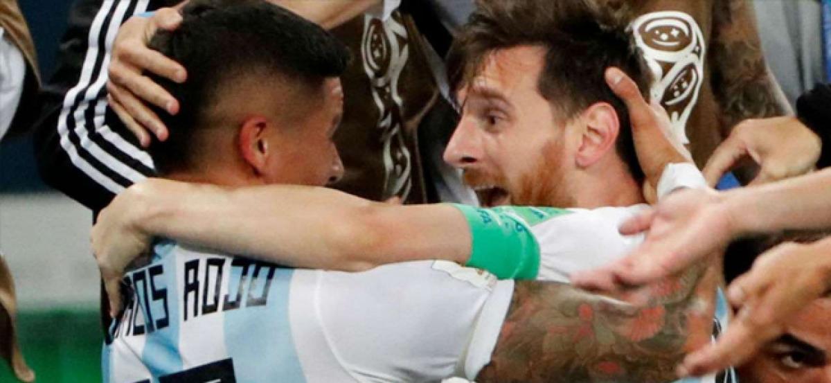 FIFA World Cup 2018: Argentina leave it late as Rojo strike seals knockout stage spot