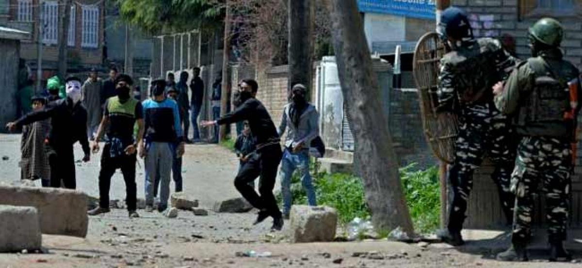 Healing touch in Kashmir: Centre asks state govt to withdraw stone pelting cases against first-time offenders