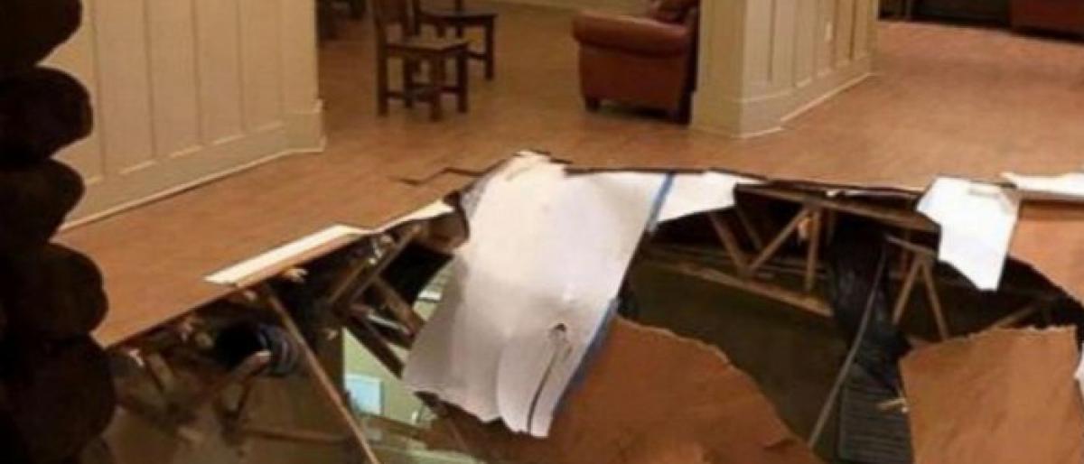 Floor collapse injures 30 in US  Clemson University
