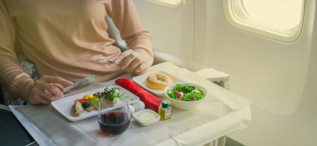 Don’t break your diet. Here are 7 ways to eat healthy while travelling