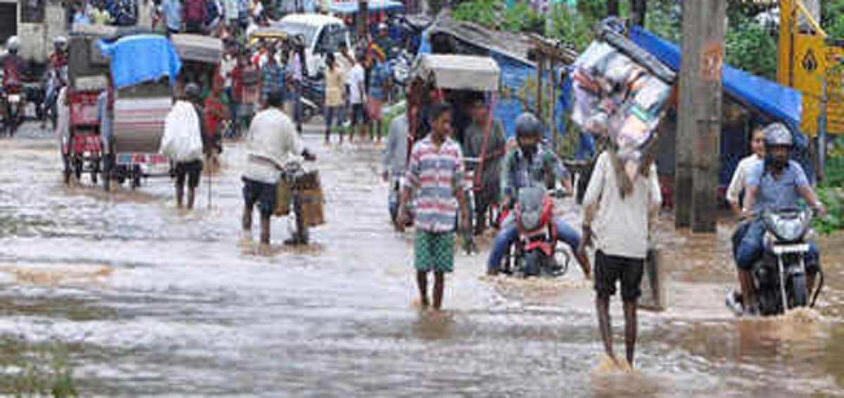 Flood alert sounded in Srikakulam 