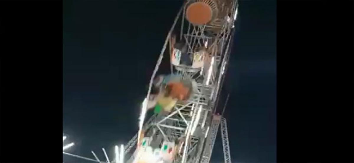 Car of giant wheel comes crashing down in Andhra Pradesh, girl killed