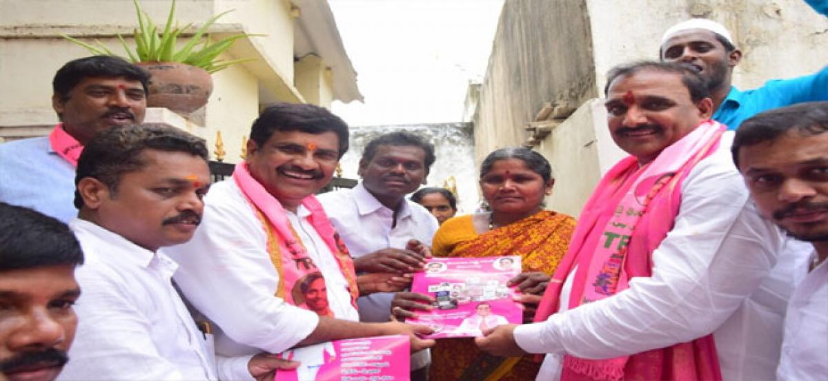 Arekapudi Gandhi launches election campaign