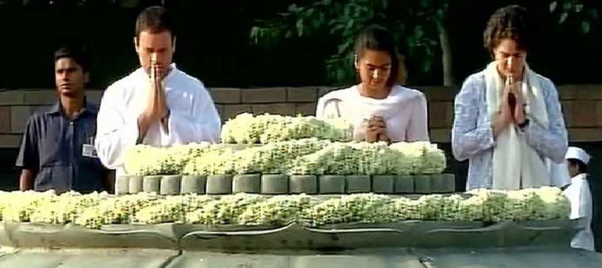 Gandhi family pay tribute on Rajiv Gandhis 75th birth anniversary