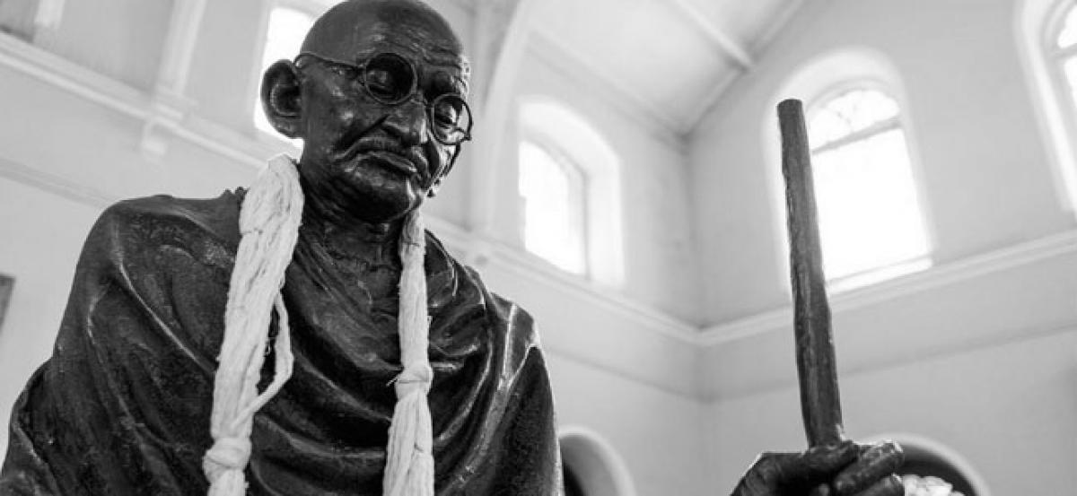 Supreme Court dismisses plea seeking re-probe into Mahatma assassination