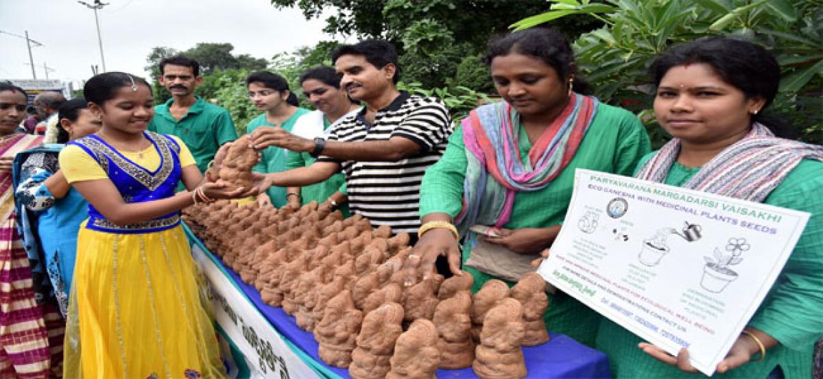 After clay Ganeshas, seed Vinayakas to set the trend