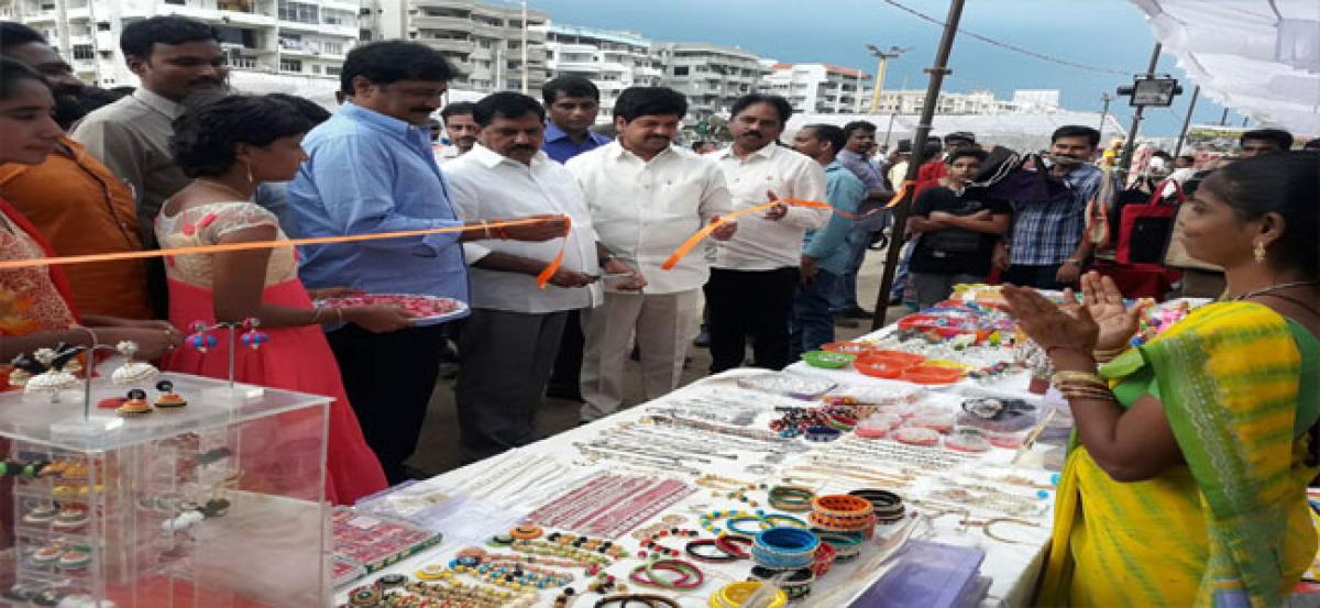 Ministers open MepMa Bazar