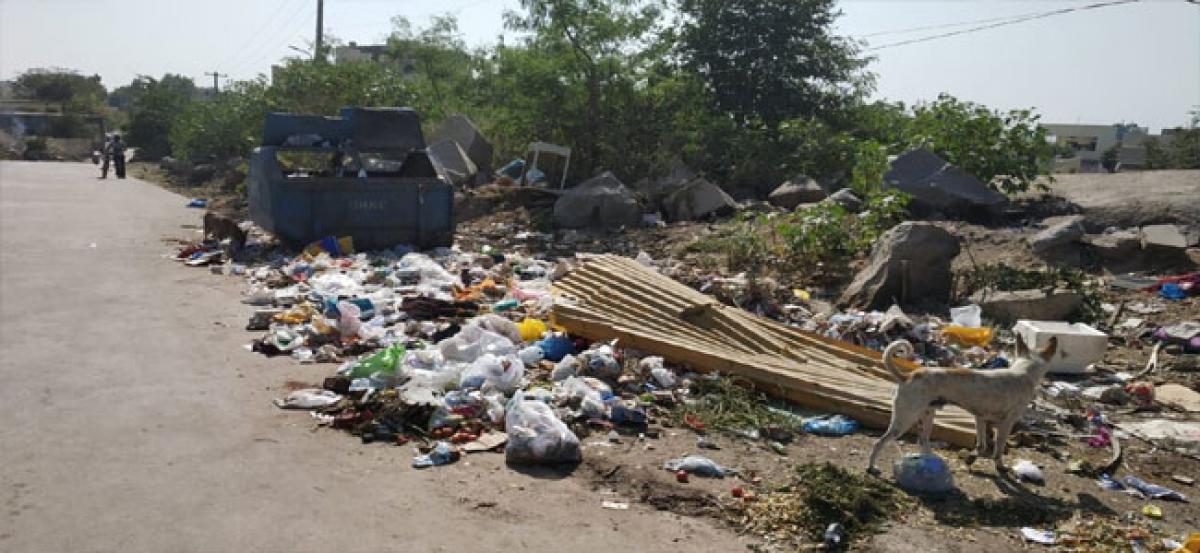 Garbage piles up near Jagadgiri Gutta police station