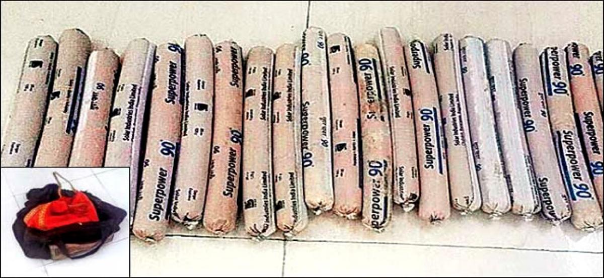 1,170 gelatin sticks, detonators seized