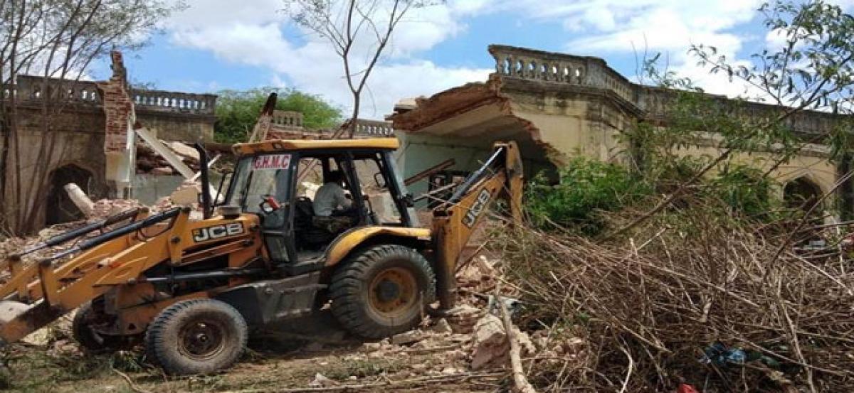 GHMC demolition drive: 47 structures pulled down in one day