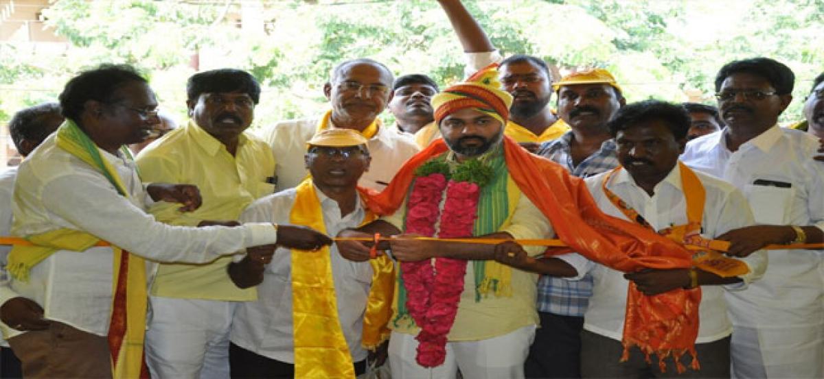 TDP leader Tulla Veerender Goud launches poll campaign