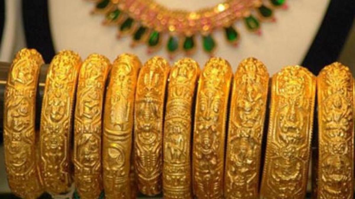 Gold, silver scale higher on Diwali Muhurat trade