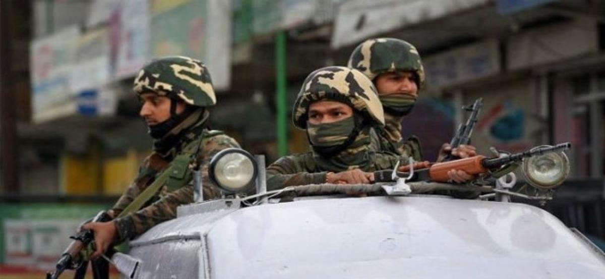 Terror bid on CRPF camp foiled in Srinagar