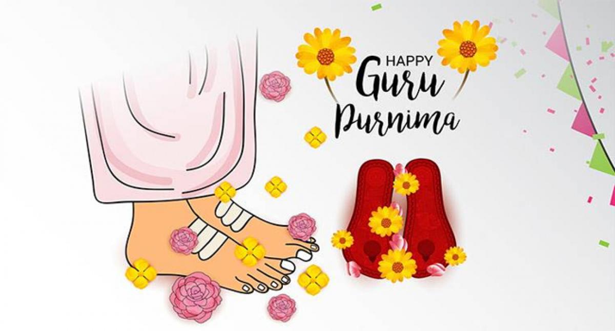 Pundits bless Chandrababu Naidu on Guru Purnima