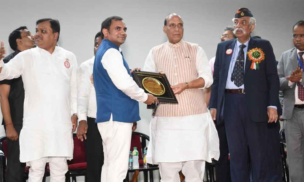 Dr Srinubabu bags Pride of  Nation Award