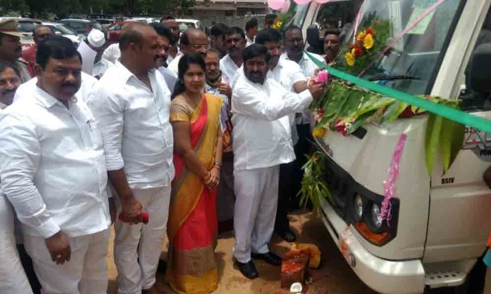 Govt vehicles to ferry dead to cremation grounds launched in Suryapet