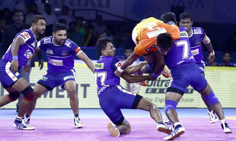 Awas steals show as Haryana Steelers outplay Puneri Paltan 34-24