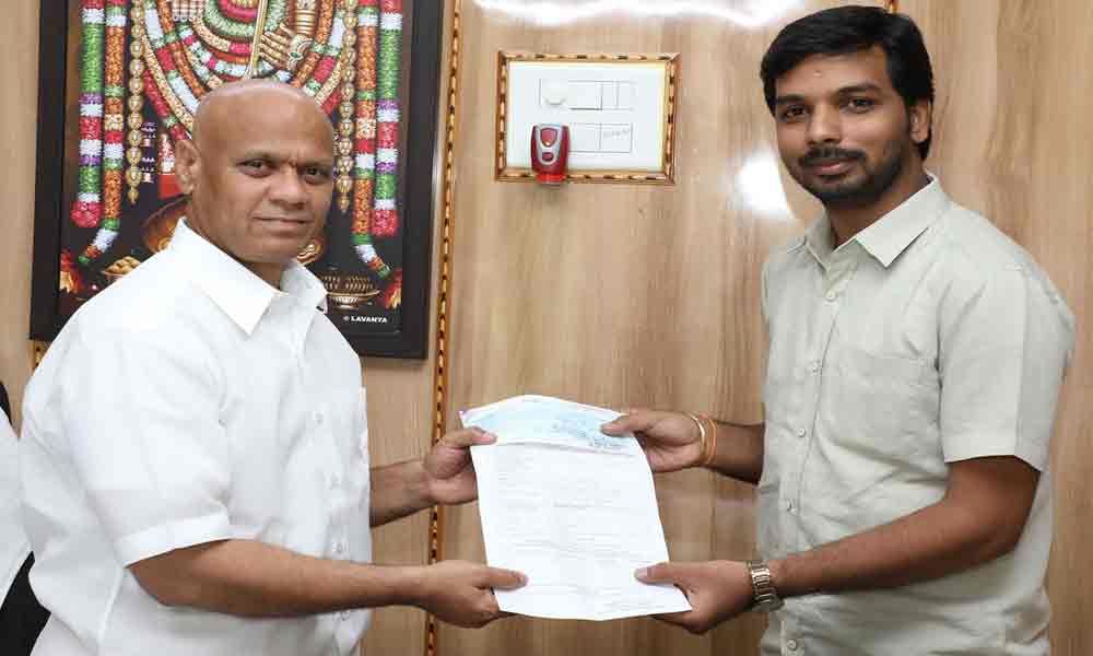 10 lakh donated to TTD health scheme in Tirumala