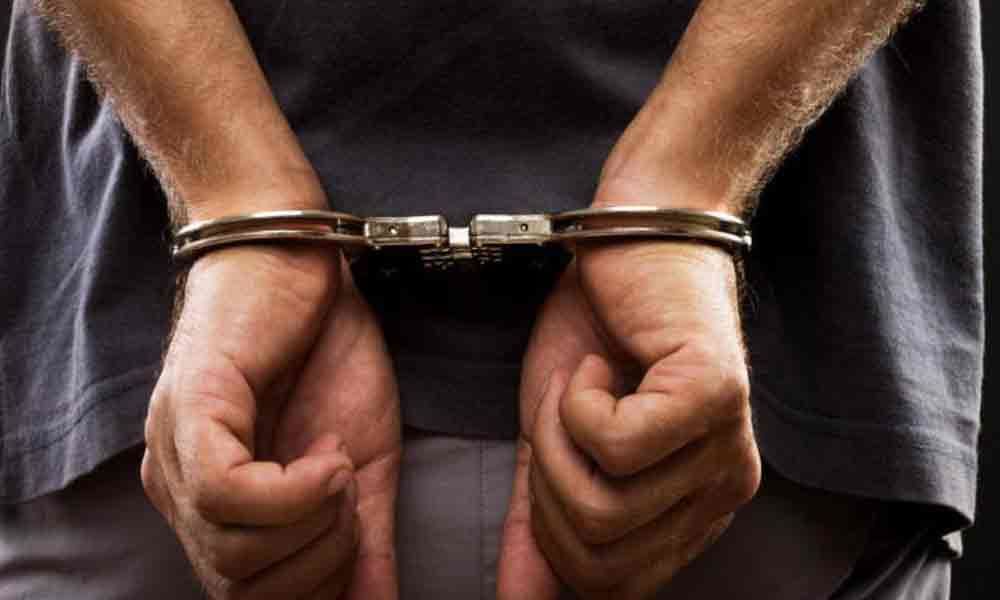 5 held for firing at woman in Delhi